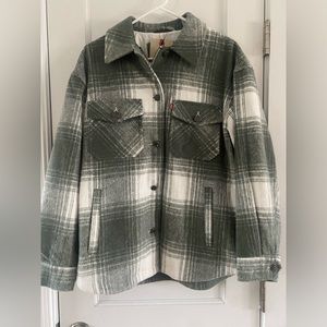 Levi’s Plaid Shirt Jacket